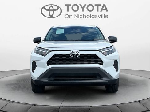 Used 2023 Toyota RAV4 LE FWD image 8