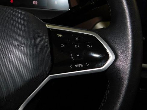 Used 2023 Volkswagen ID.4 Pro image 27