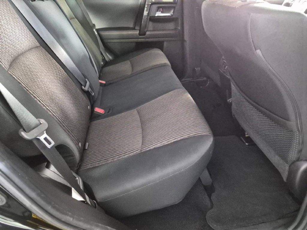 Used 2021 Toyota 4Runner TRD Off-Road AWD/4WD image 29