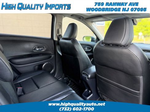 Used 2021 Honda HR-V EX-L image 44