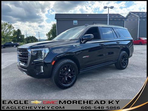 Used 2022 GMC Yukon AT4 AWD/4WD image 1