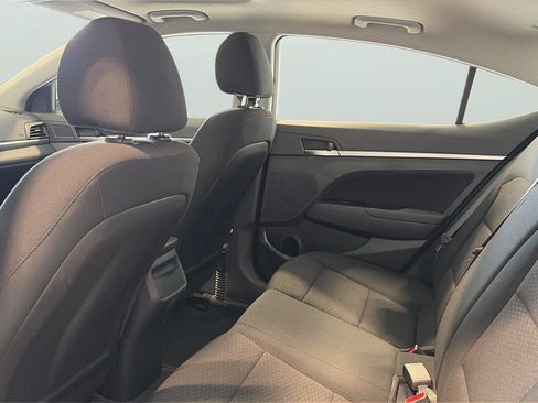 Used 2020 Hyundai Elantra Value Edition w/ Cargo Package (C1) FWD image 17