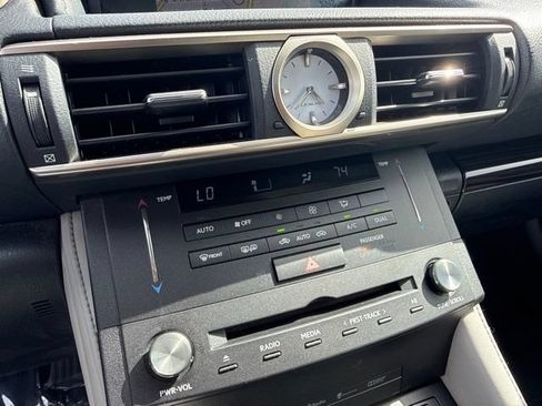 Used 2015 Lexus RC 350 w/ Navigation System Package RWD image 25