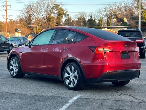 Used 2023 Tesla Model Y Long Range image 4