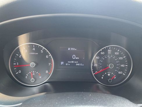 Used 2022 Kia Sportage LX AWD/4WD image 2