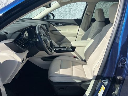 Used 2023 Buick Envision Essence image 18