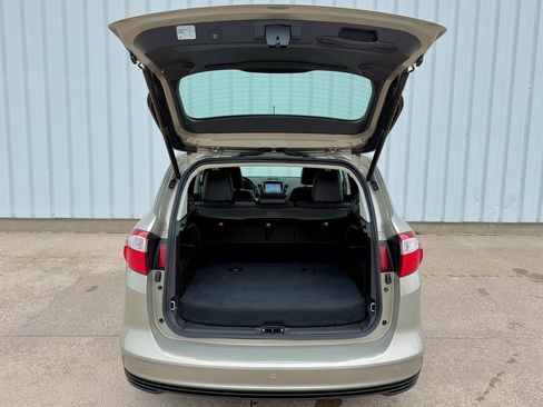 Used 2016 Ford C-MAX SEL w/ Equipment Group 302A FWD image 16