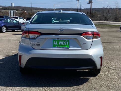 Used 2024 Toyota Corolla LE image 6