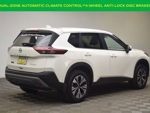 Used 2023 Nissan Rogue SV image 7