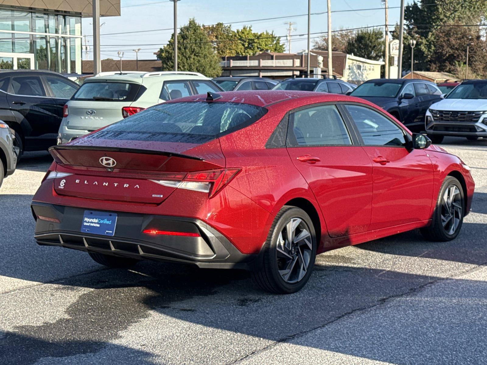 Certified 2025 Hyundai Elantra SEL FWD image 25