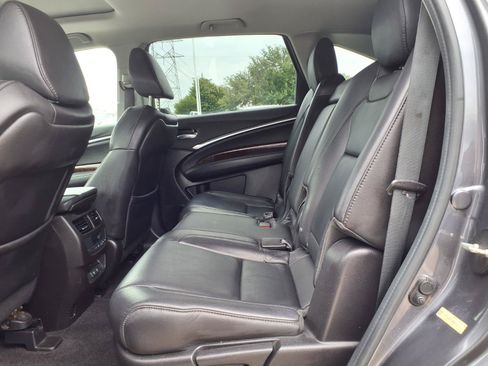 Used 2017 Acura MDX FWD image 18