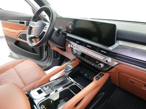 Used 2025 Kia Telluride SX X-Line image 34