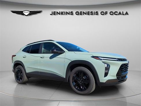 Used 2025 Chevrolet Trax ACTIV w/ Driver Confidence Package image 1