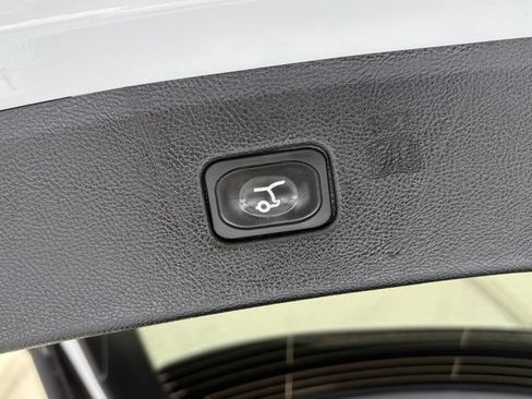 Used 2023 Ford Edge SEL w/ Convenience Package AWD/4WD image 6