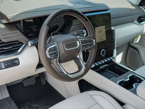 New 2026 GMC Acadia Denali image 8