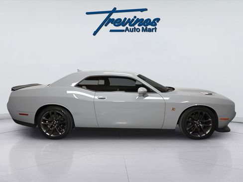 Used 2021 Dodge Challenger R/T Scat Pack RWD image 6