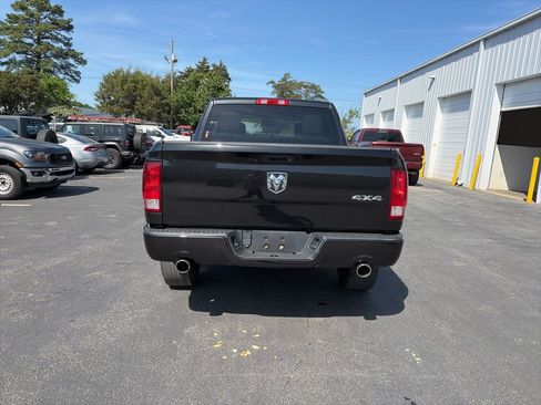 Used 2018 RAM 1500 Express w/ Express Value Package image 6