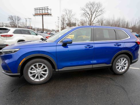 Used 2024 Honda CR-V EX image 3