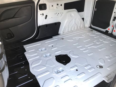Used 2022 RAM ProMaster City Tradesman FWD image 19