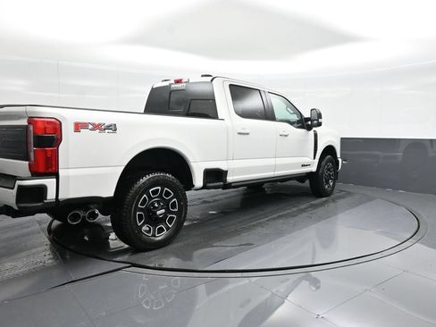 New 2026 Ford F250 Platinum AWD/4WD image 7
