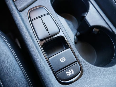 Certified 2022 Kia Niro Touring Special Edition image 31