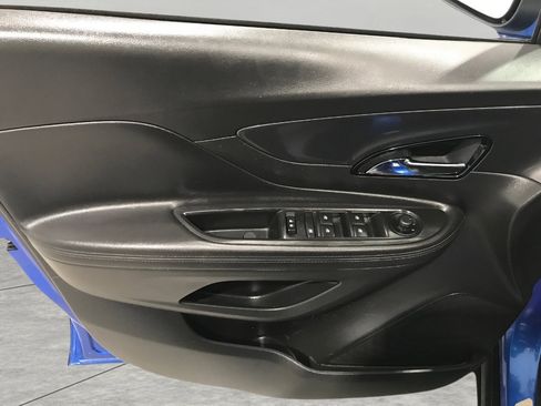 Used 2018 Buick Encore Preferred image 23