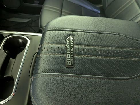 Certified 2024 Chevrolet Silverado 2500 High Country w/ High Country Premium Package image 30