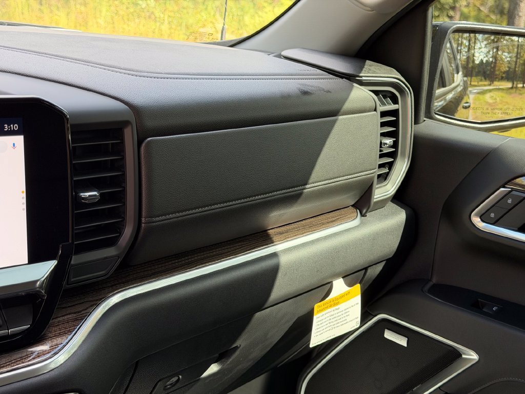 New 2026 Chevrolet Silverado 1500 RST w/ Redline Edition AWD/4WD image 22