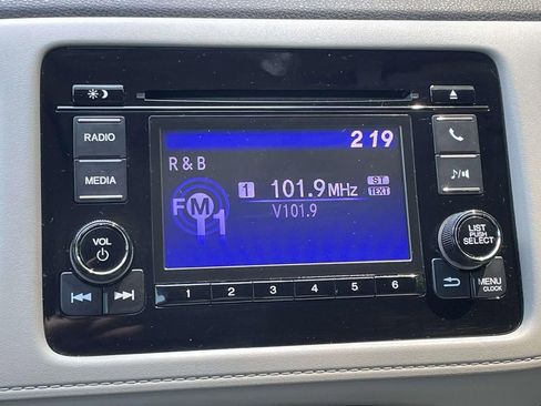 Used 2022 Honda HR-V LX image 23