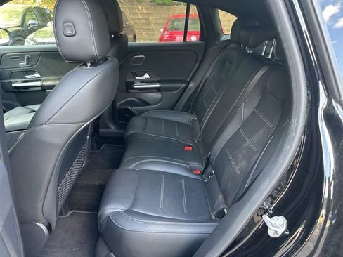 Used 2021 Mercedes-Benz GLA 250 image 9