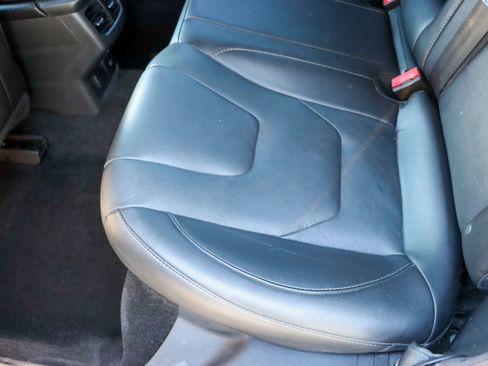 Used 2015 Ford Fusion SE image 18