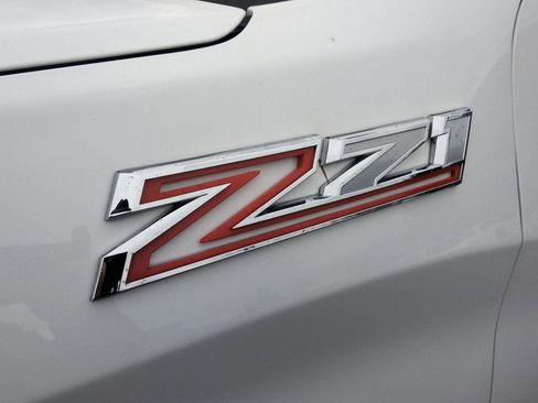 Used 2024 Chevrolet Silverado 1500 LT w/ Z71 Off-Road Package image 14