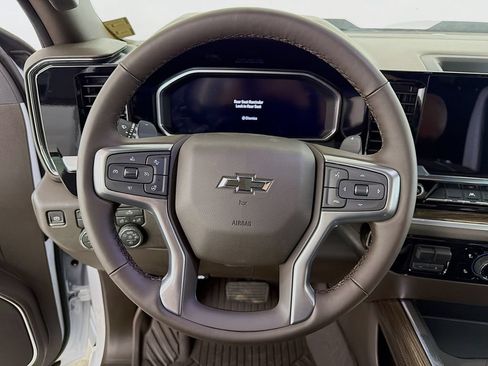 New 2026 Chevrolet Silverado 1500 LT Trail Boss w/ Convenience Package II AWD/4WD image 12