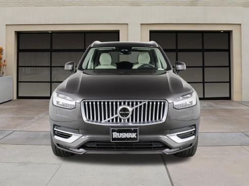 Certified 2024 Volvo XC90 T8 Plus w/ Protection Package Premier image 6