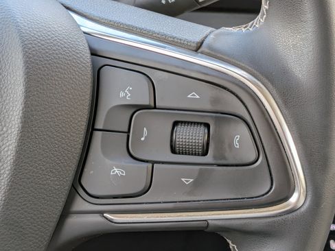Used 2024 Buick Encore GX Avenir w/ Avenir Convenience Package AWD/4WD image 27