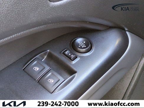 Used 2021 Chevrolet Colorado LT w/ LT Convenience Package image 20