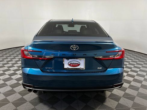 Used 2026 Toyota Camry SE w/ Multimedia Upgrade Package FWD image 6