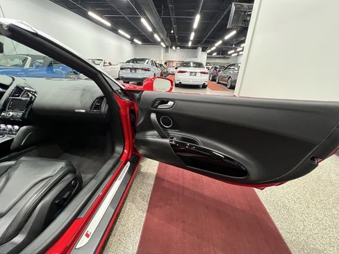 Used 2014 Audi R8 V8 image 42