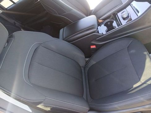 Used 2023 Jeep Grand Cherokee Laredo w/ Luxury Tech Group I image 23