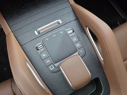 New 2026 Mercedes-Benz GLE 350 4MATIC image 14