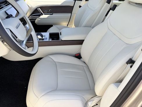 New 2026 Land Rover Range Rover SE AWD/4WD image 6