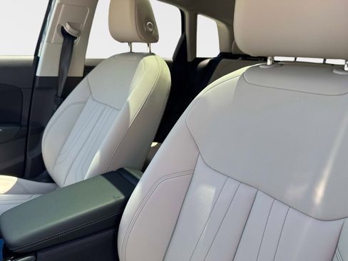 New 2026 Audi Q3 quattro 2.0T AWD/4WD image 19