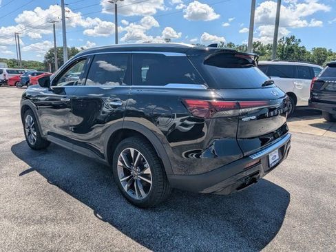 Used 2023 INFINITI QX60 Luxe w/ Vision Package FWD image 7