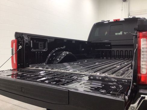 New 2026 Ford F350 Lariat w/ Chrome Package AWD/4WD image 35