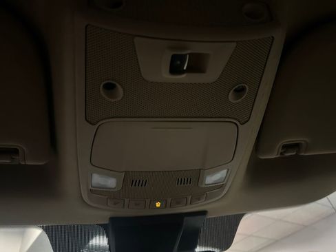 Used 2019 Ford F150 Lariat AWD/4WD image 24