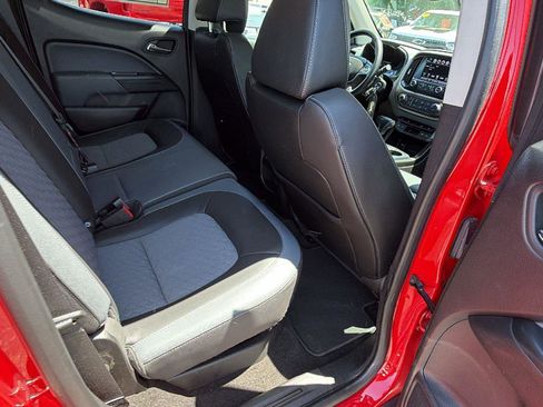 Used 2018 Chevrolet Colorado Z71 RWD image 18