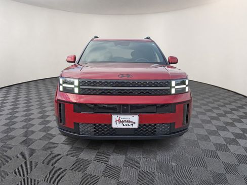Used 2025 Hyundai Santa Fe Calligraphy FWD image 2
