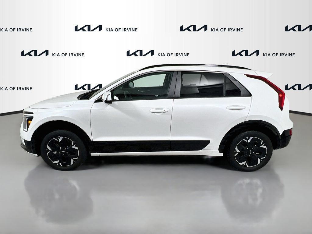 Certified 2024 Kia Niro Wind FWD image 5