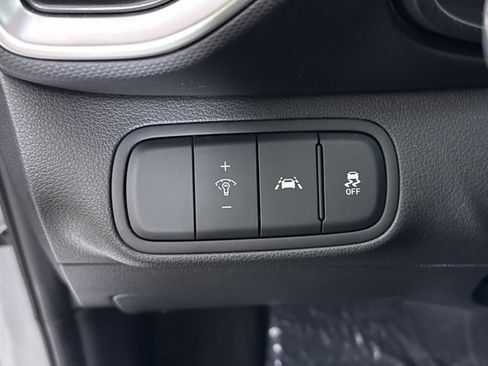 Used 2021 Hyundai Venue SE image 23