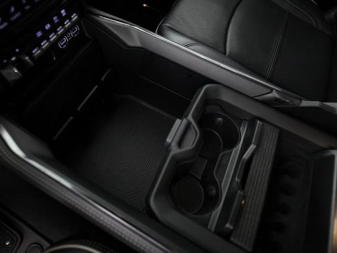 Used 2024 RAM 2500 Limited image 43